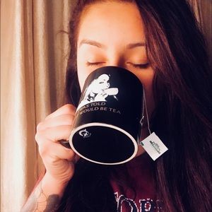 Meet your Posher, Anali